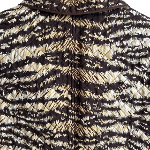 Don Caster Reversible Silk Animal Print Quilted Jacket (14) - Picture 10 of 15